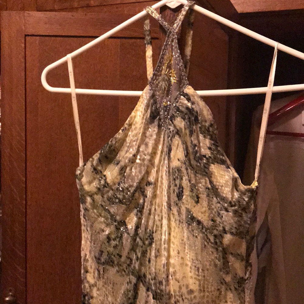 PROM DRESS - Picture 3 of 6